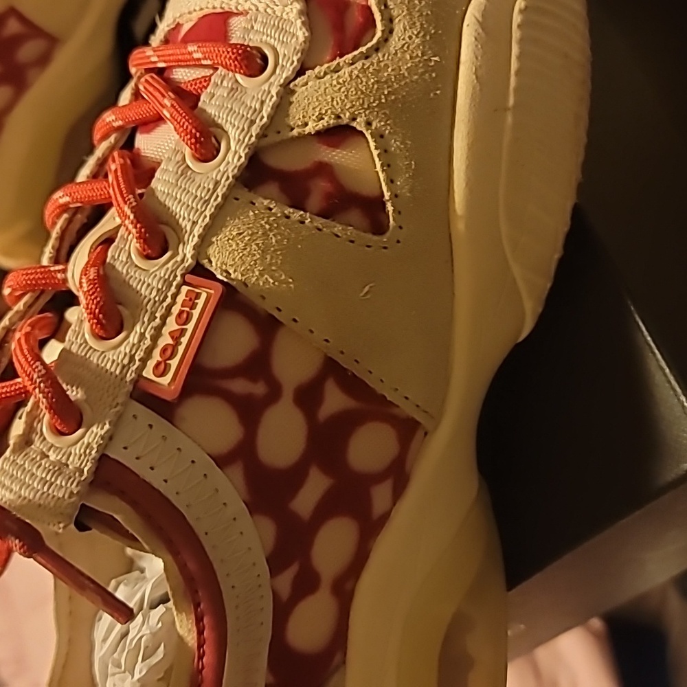 Geniune used Coach sneakers - Picture 3 of 9